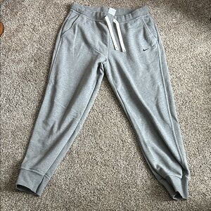 Women’s Nike Sweatpants Size M